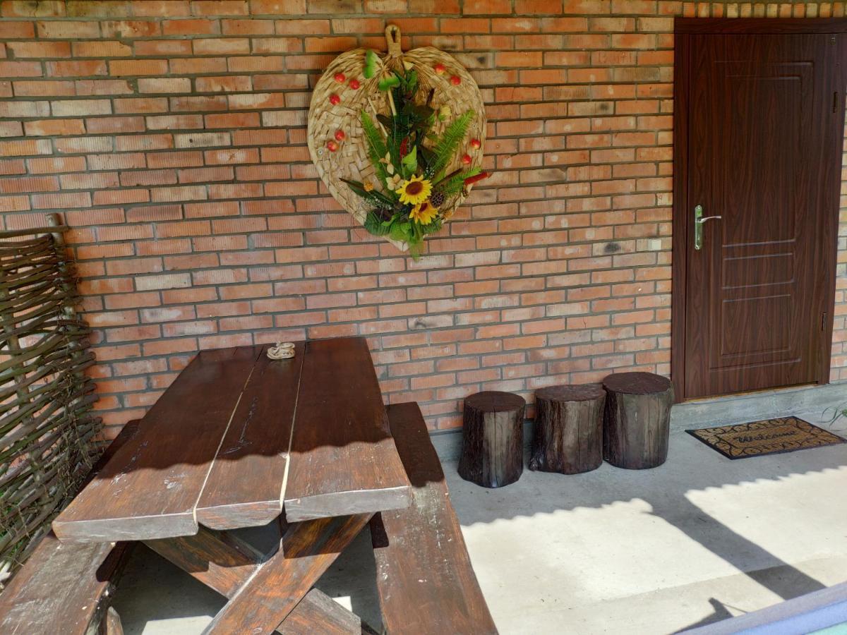 Appartamento Zelenyi Rai Svityaz' Esterno foto